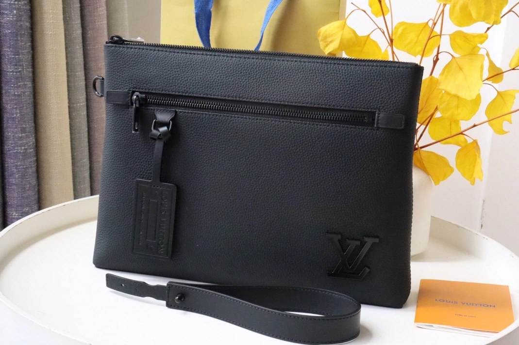 Louis Vuitton AAA Quality Wallets For Unisex EasyMatch 6978