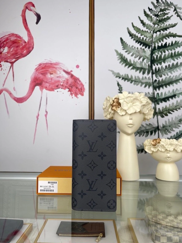 Louis Vuitton AAA Quality Wallets For Unisex Fashionable 7149