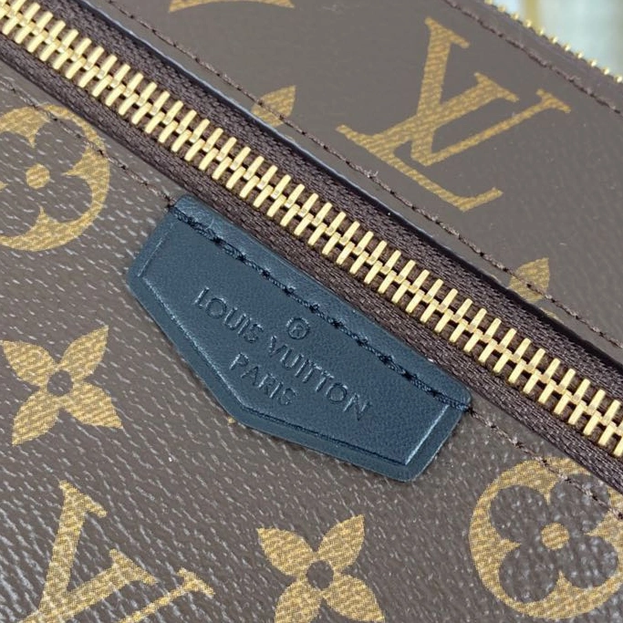 Louis Vuitton AAA Quality Wallets For Unisex Flexible 9213
