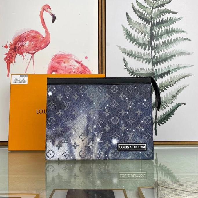Louis Vuitton AAA Quality Wallets For Unisex Functional 1215