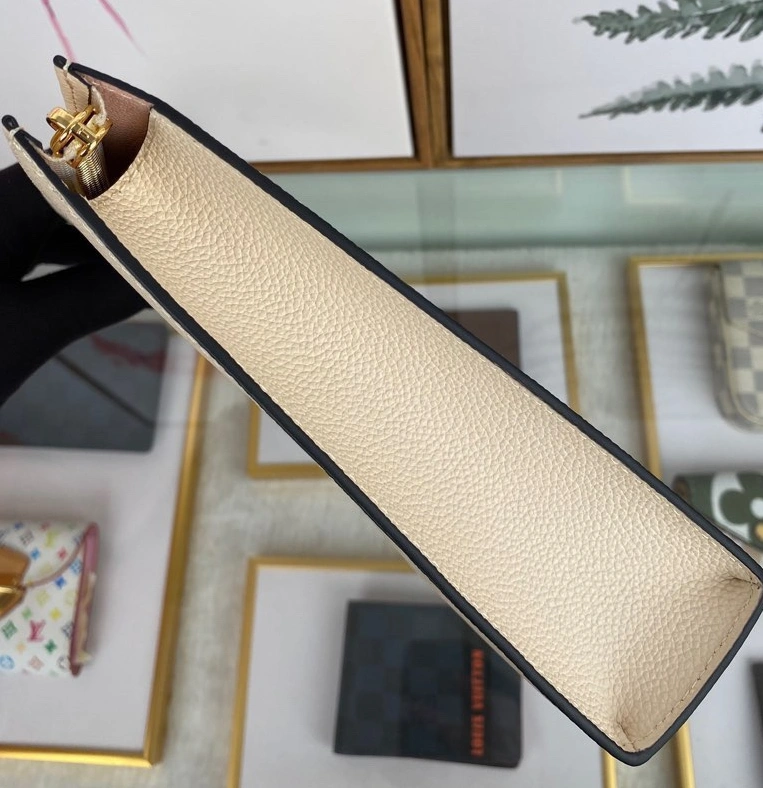 Louis Vuitton AAA Quality Wallets For Unisex SmartChoice 9018