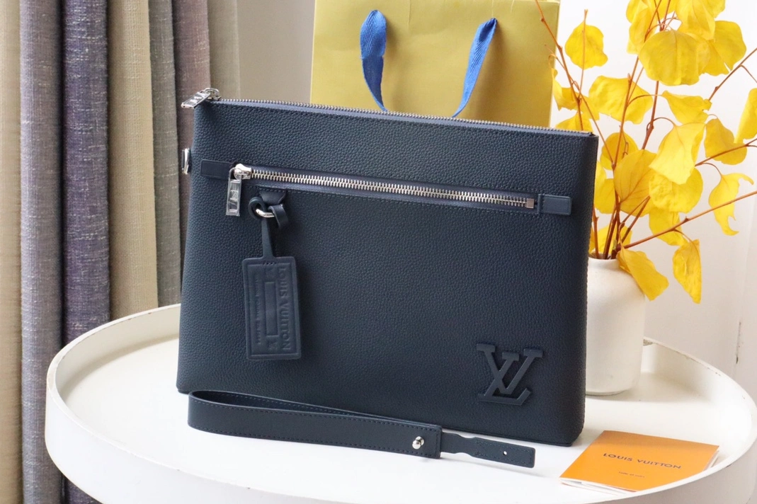 Louis Vuitton AAA Quality Wallets For Unisex Soft 5890