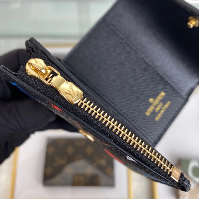 Louis Vuitton AAA Quality Wallets For Women Bold 8649