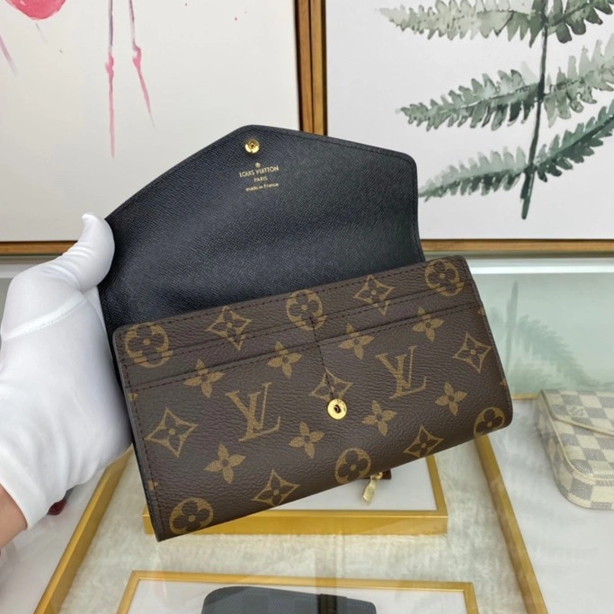 Louis Vuitton AAA Quality Wallets For Women Classic 6057