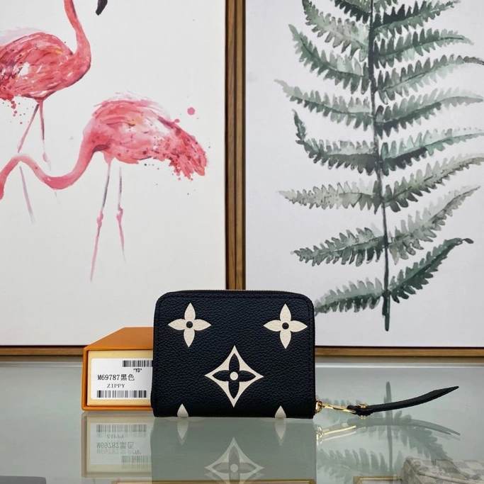 Louis Vuitton AAA Quality Wallets For Women Elegant 1913