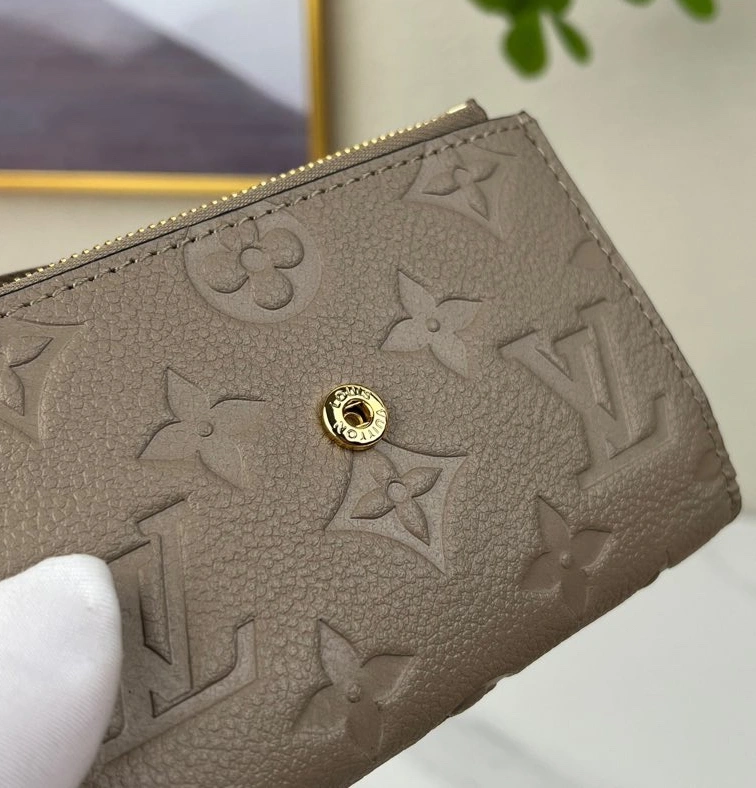Louis Vuitton AAA Quality Wallets For Women HighQuality 8538