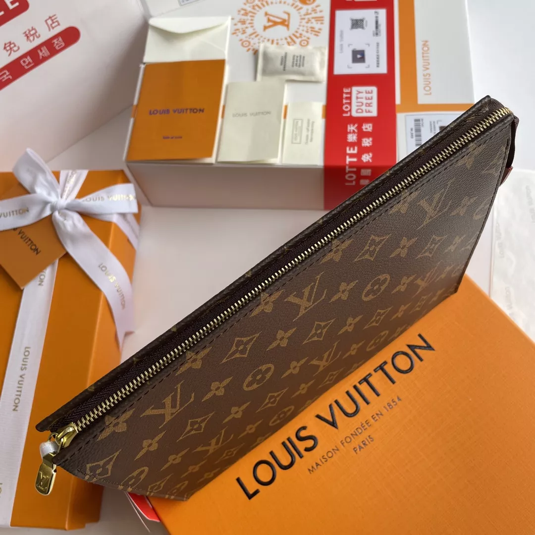 Louis Vuitton AAA Quality Wallets For Women Versatile 5405