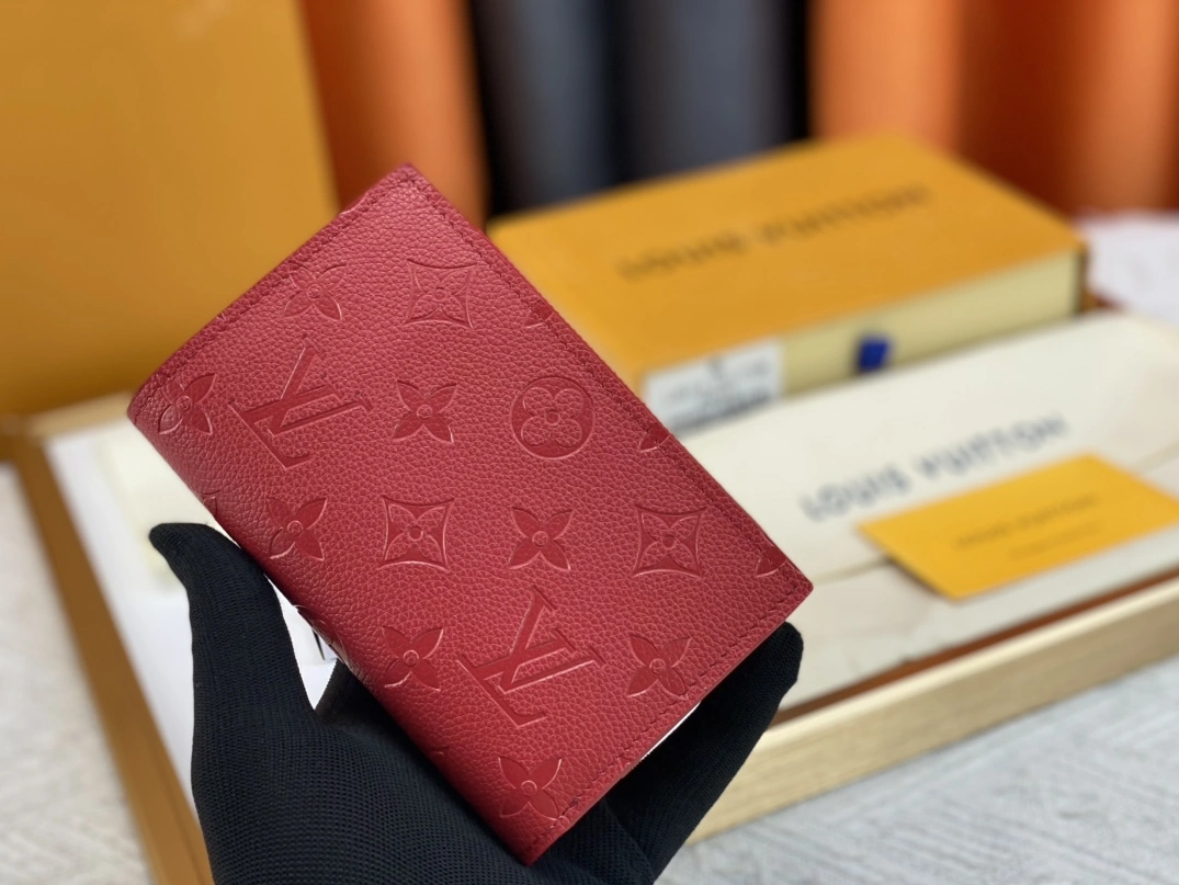 Louis Vuitton AAA Quality Wallets HighQuality 7096
