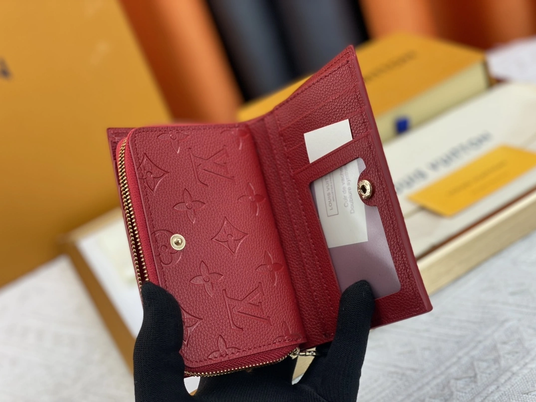 Louis Vuitton AAA Quality Wallets HighQuality 7096