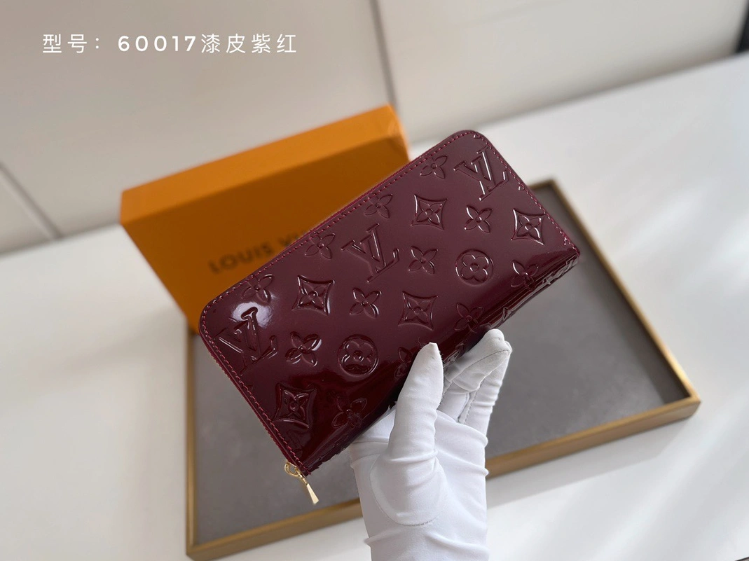 Louis Vuitton AAA Quality Wallets NewStyle 6537