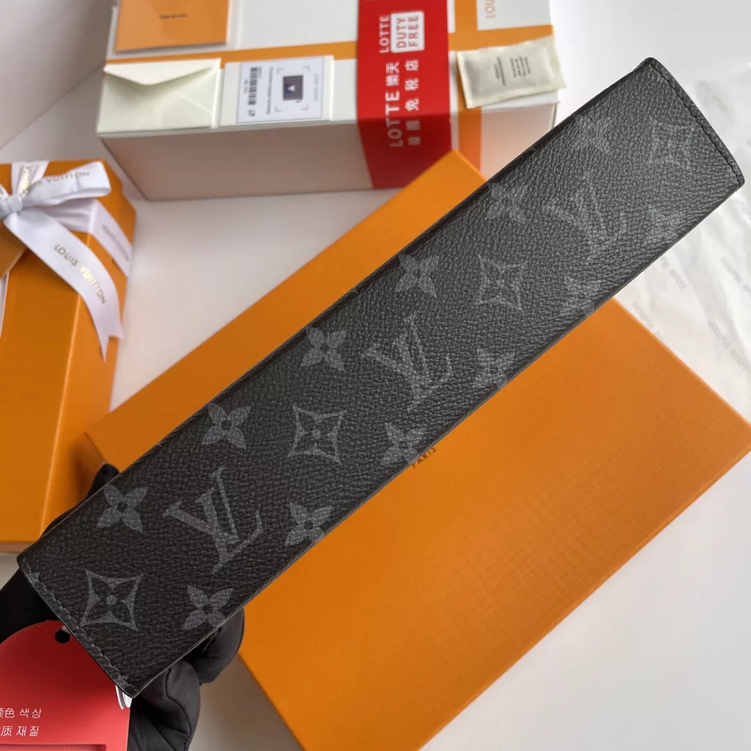 Louis Vuitton AAA Quality Wallets NewStyle 7049