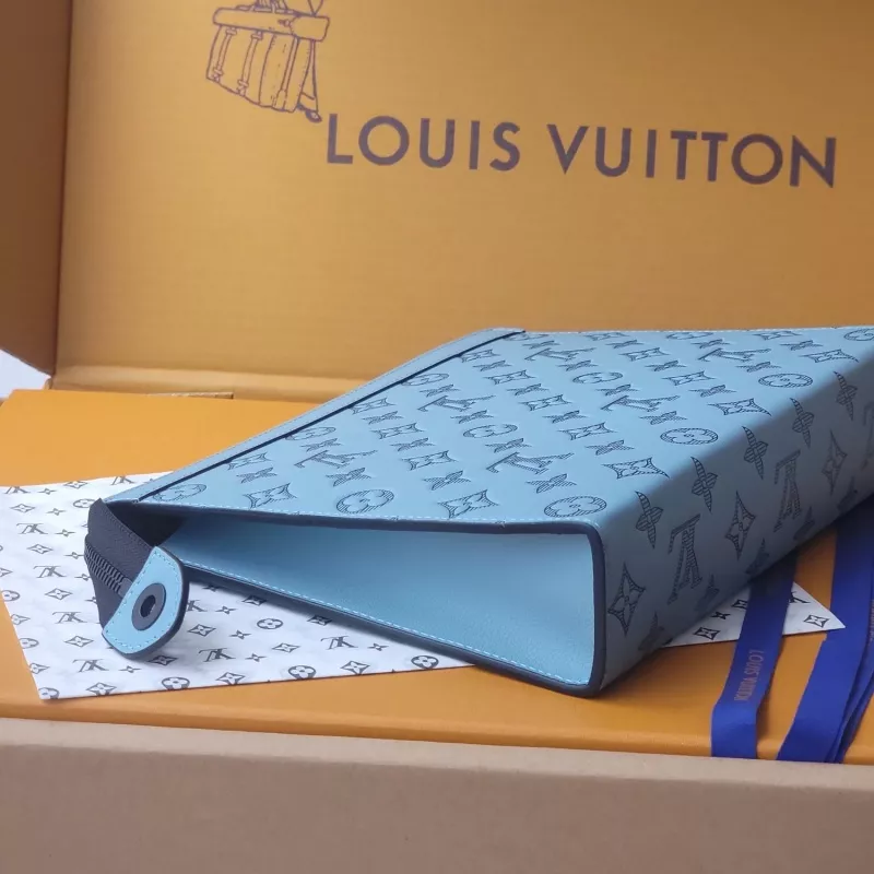 Louis Vuitton AAA Quality Wallets Practical 8499