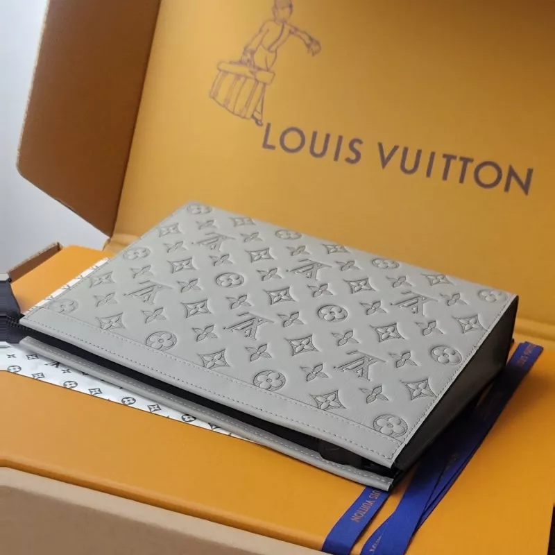 Louis Vuitton AAA Quality Wallets SmartChoice 2825