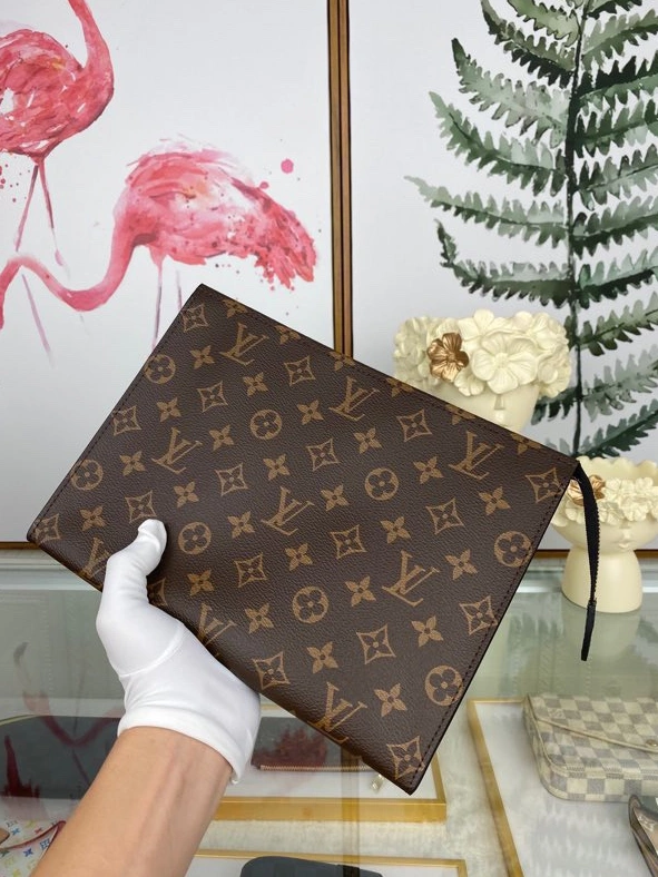 Louis Vuitton AAA Quality Wallets Sophisticated 6665