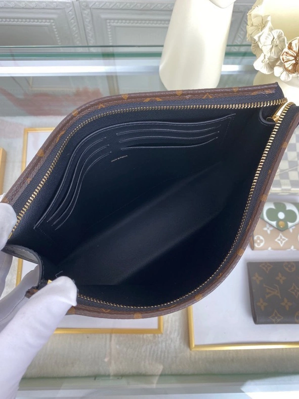 Louis Vuitton AAA Quality Wallets Sophisticated 6665