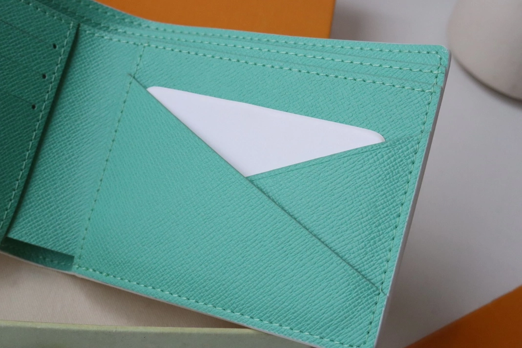 Louis Vuitton AAA Quality Wallets SportInspired 4285