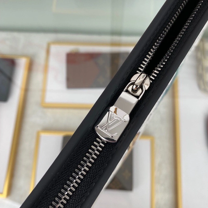 Louis Vuitton AAA Quality Wallets Stylish 3724