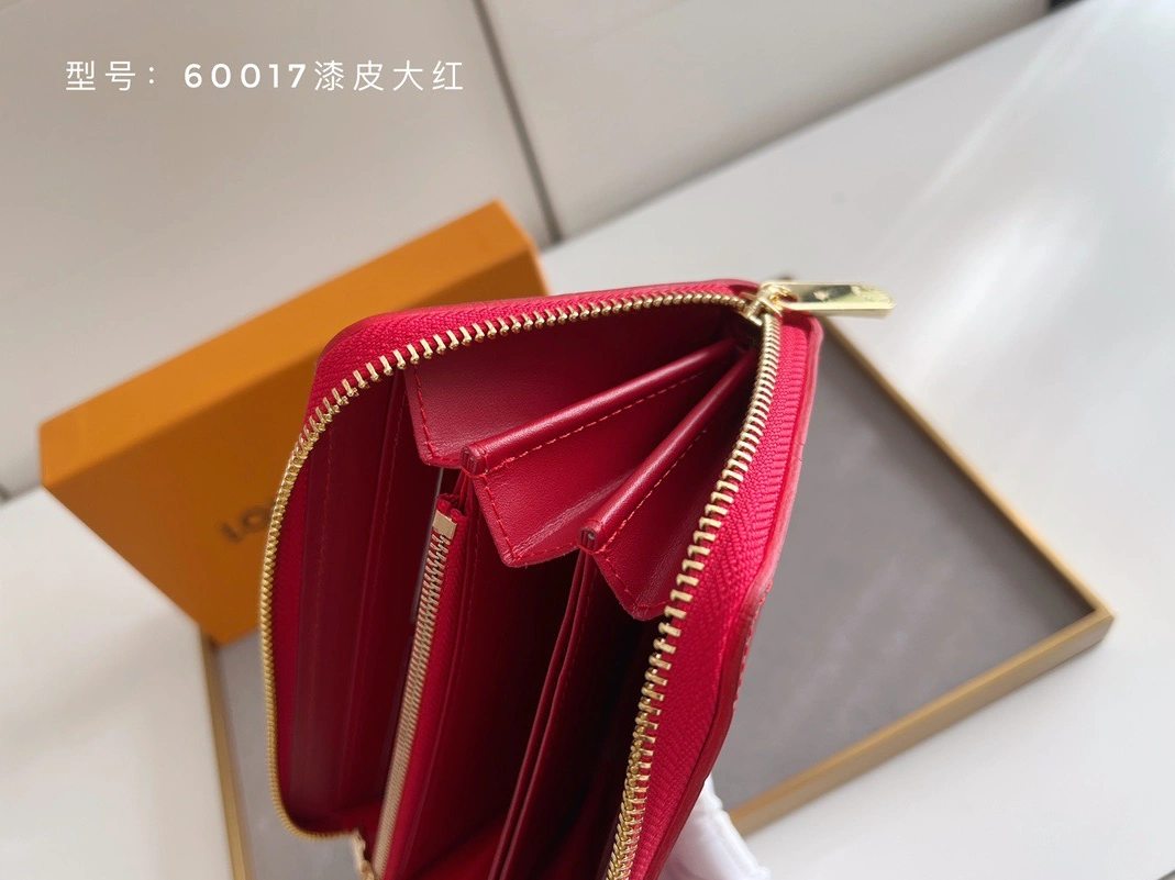 Louis Vuitton AAA Quality Wallets Stylish 5643