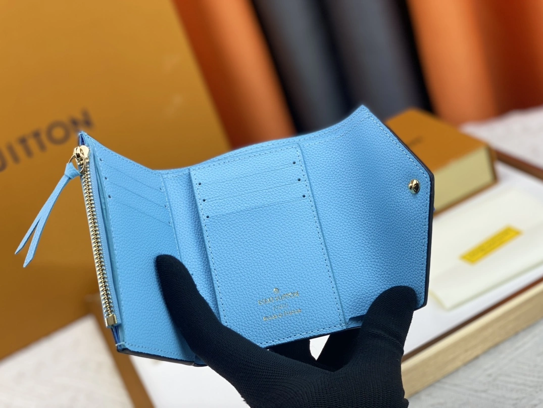 Louis Vuitton AAA Quality Wallets UrbanStyle 6281