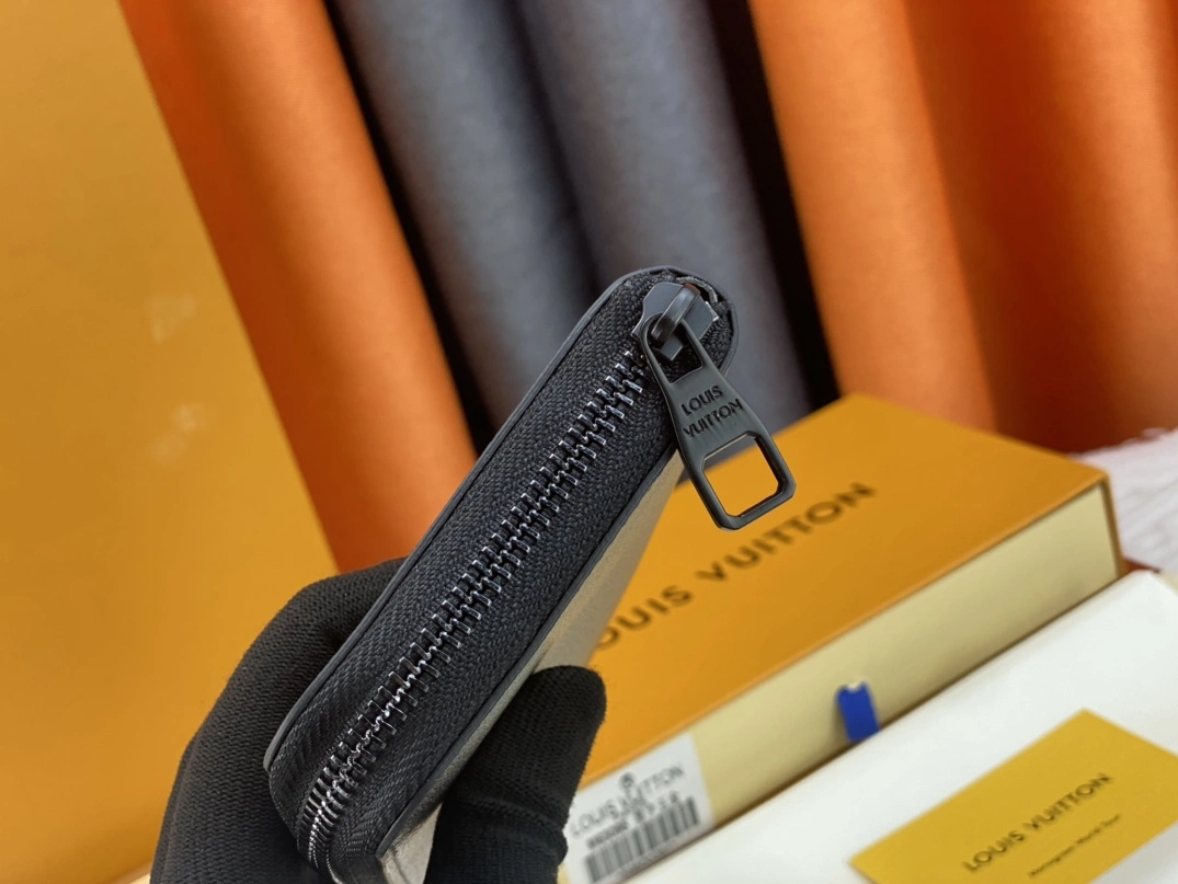 Louis Vuitton AAA Quality Wallets UrbanStyle 7401