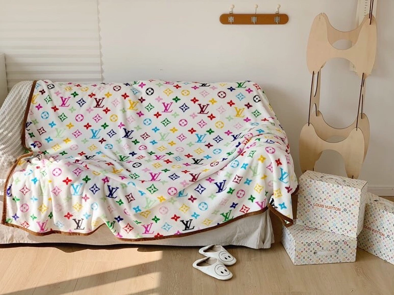 Louis Vuitton Blankets GoAnywhere 6589
