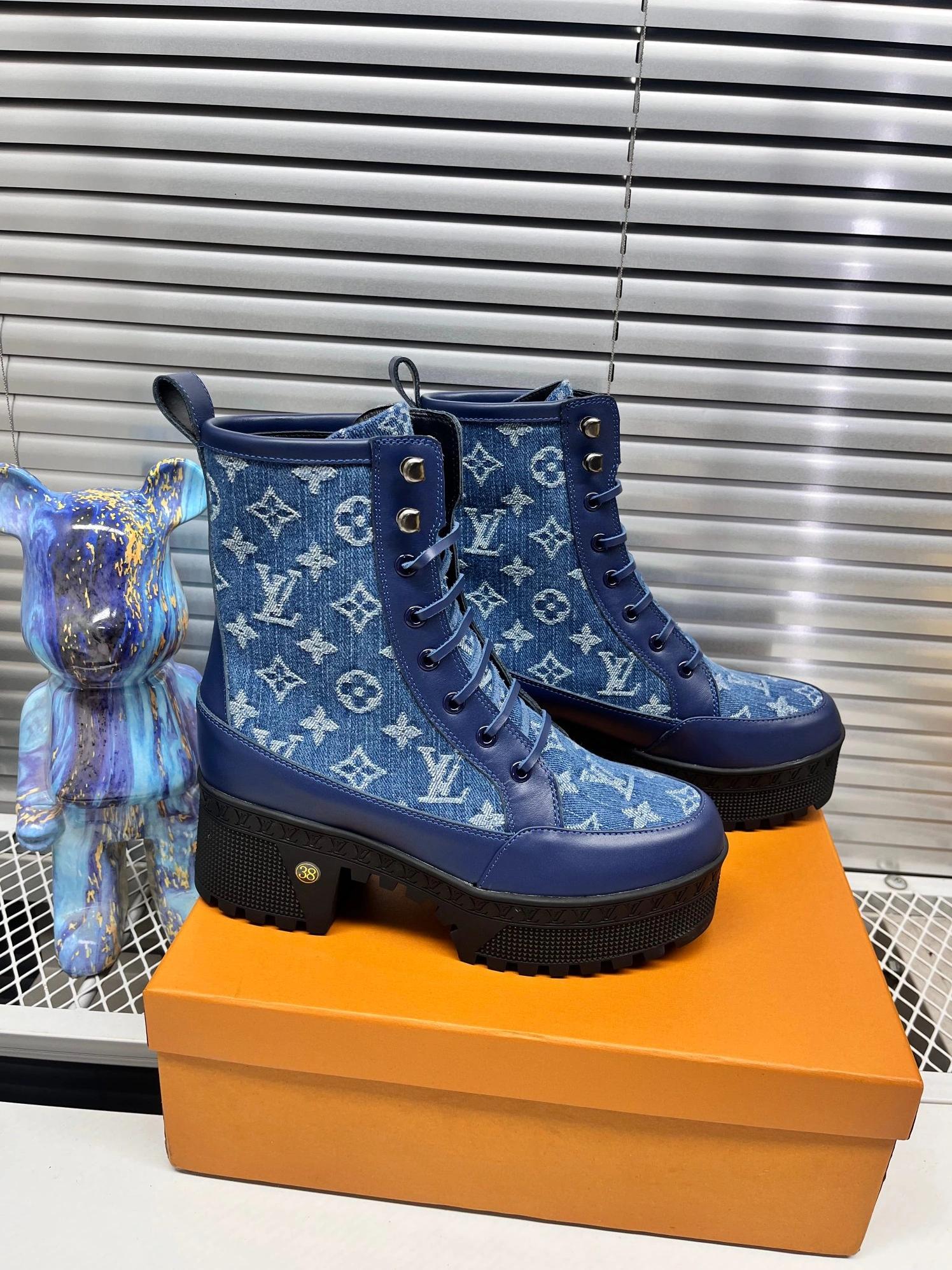 Louis Vuitton Boots For Women AllSeason 176
