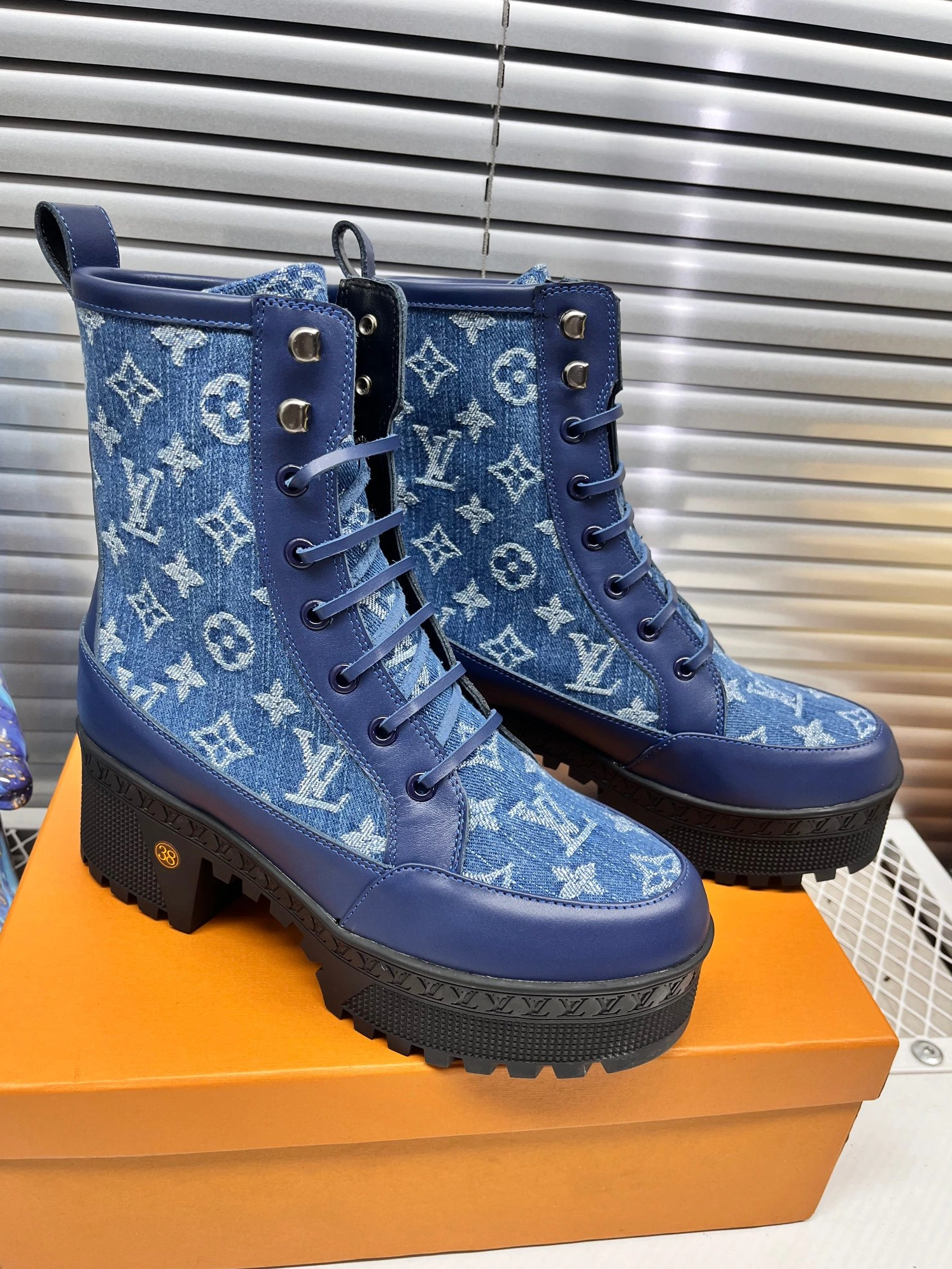 Louis Vuitton Boots For Women AllSeason 176