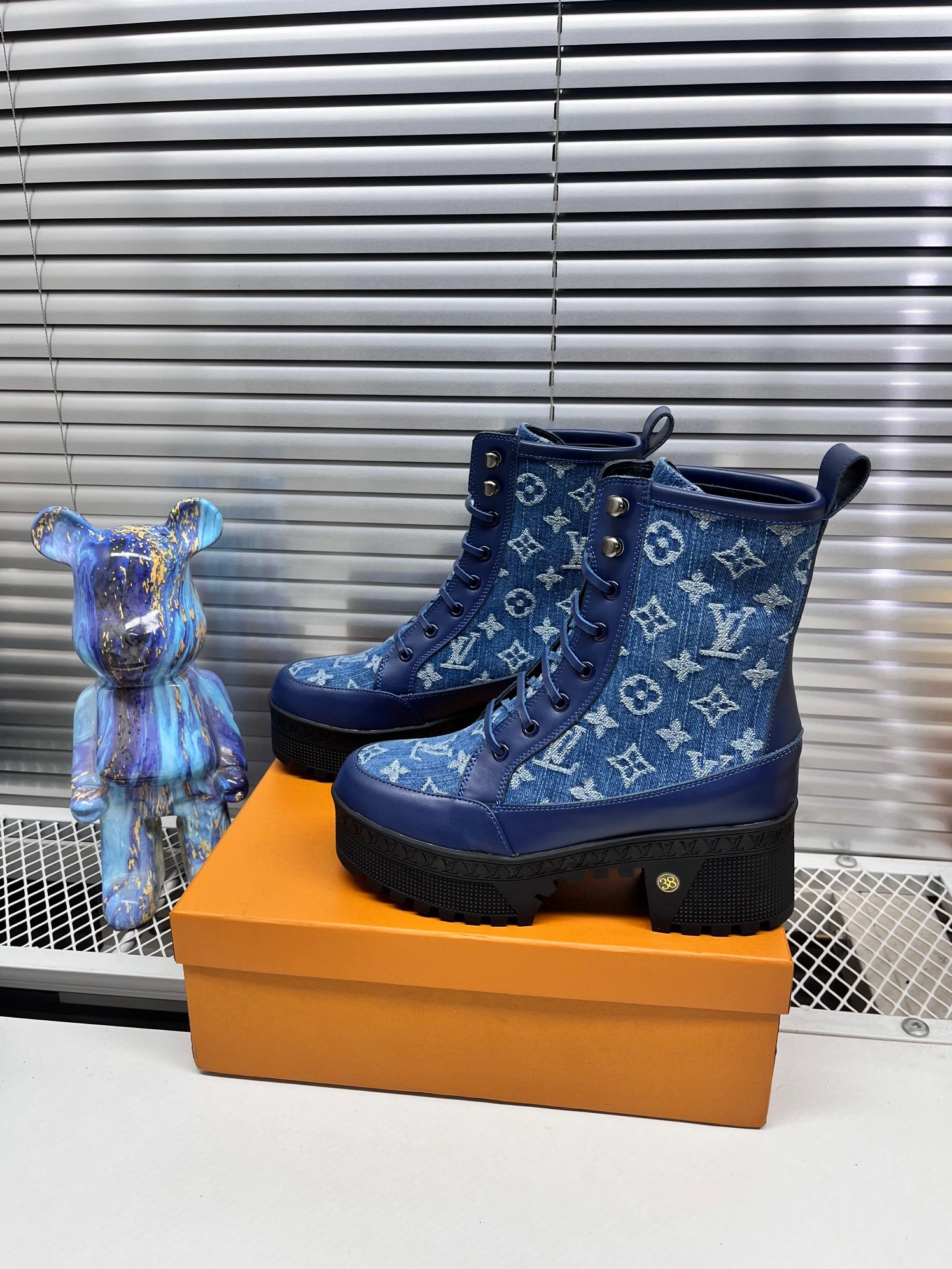 Louis Vuitton Boots For Women AllSeason 176