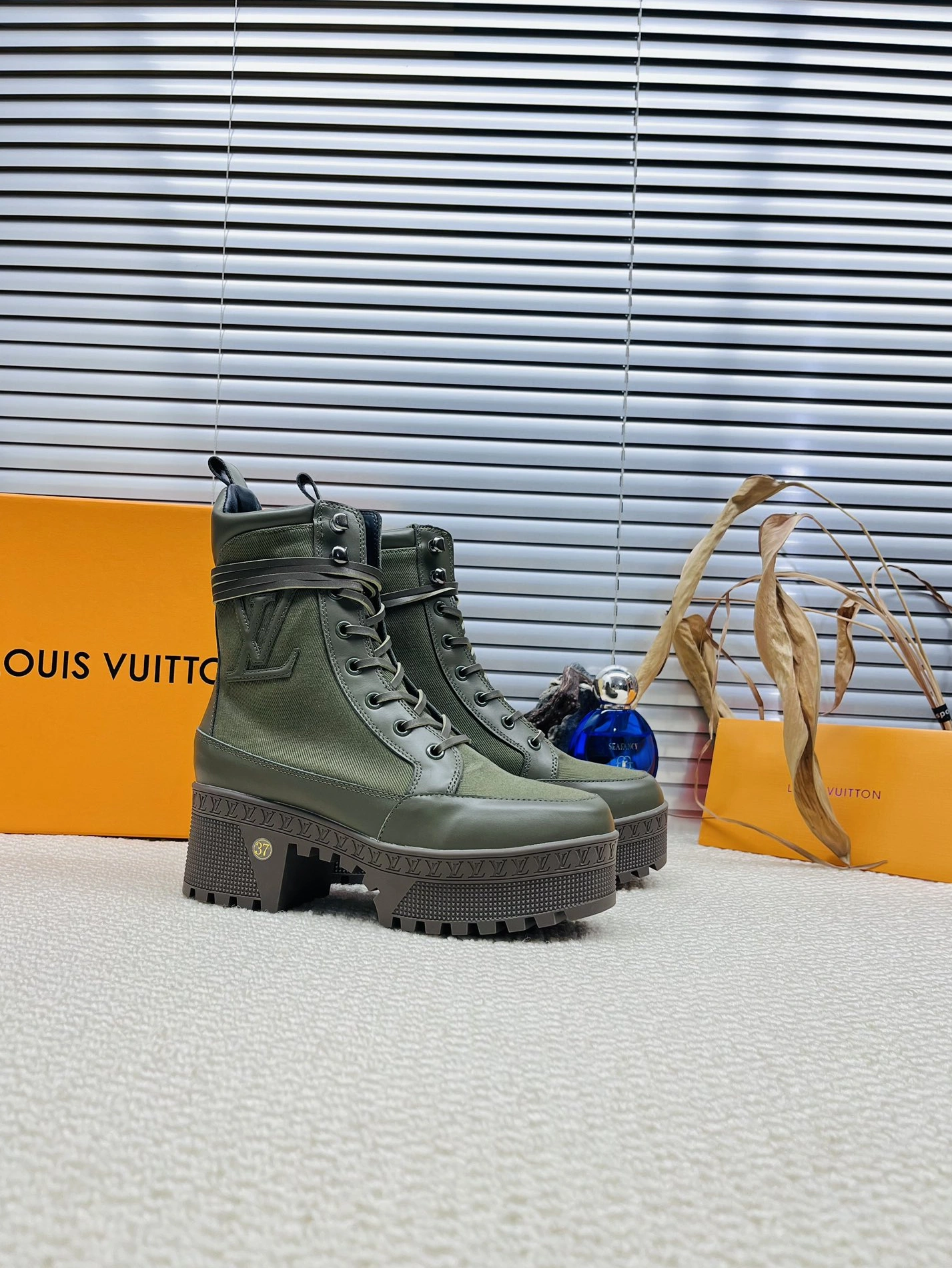 Louis Vuitton Boots For Women Compact 174