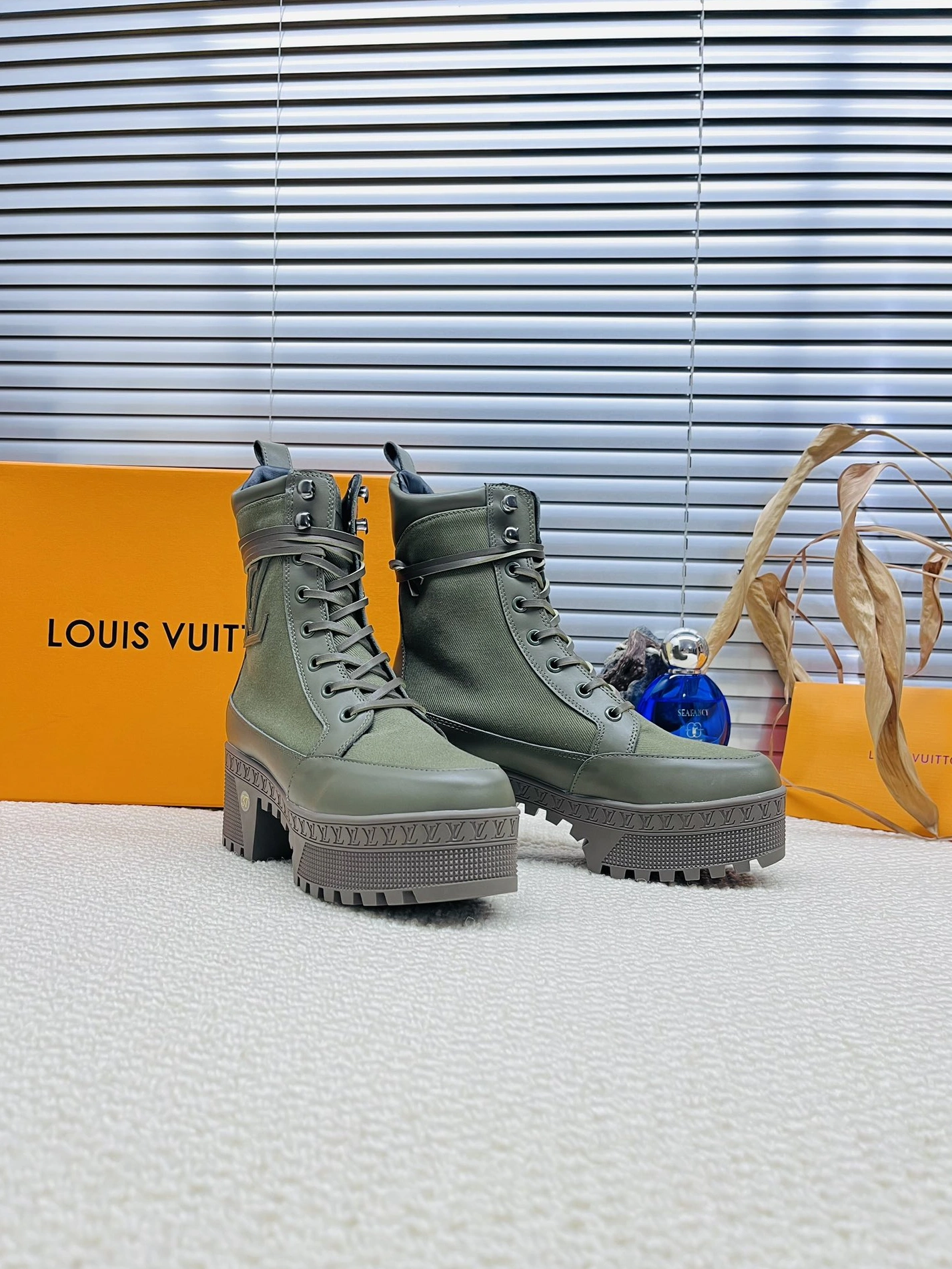 Louis Vuitton Boots For Women Compact 174
