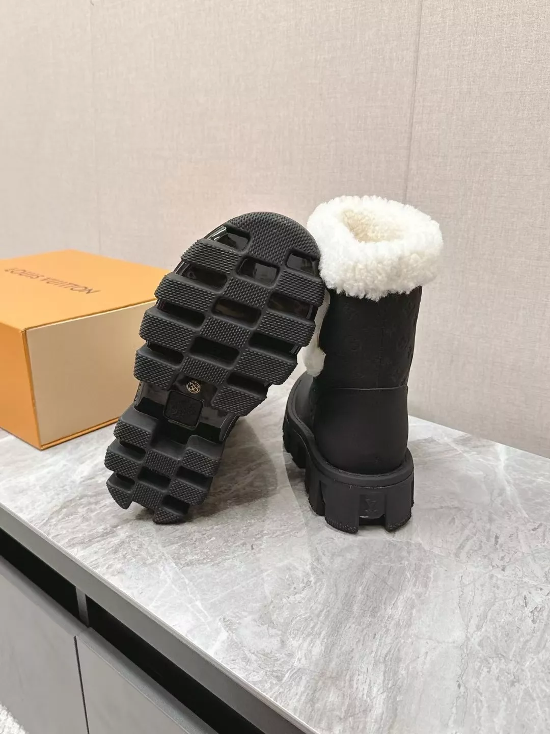 Louis Vuitton Boots For Women Modern 6934
