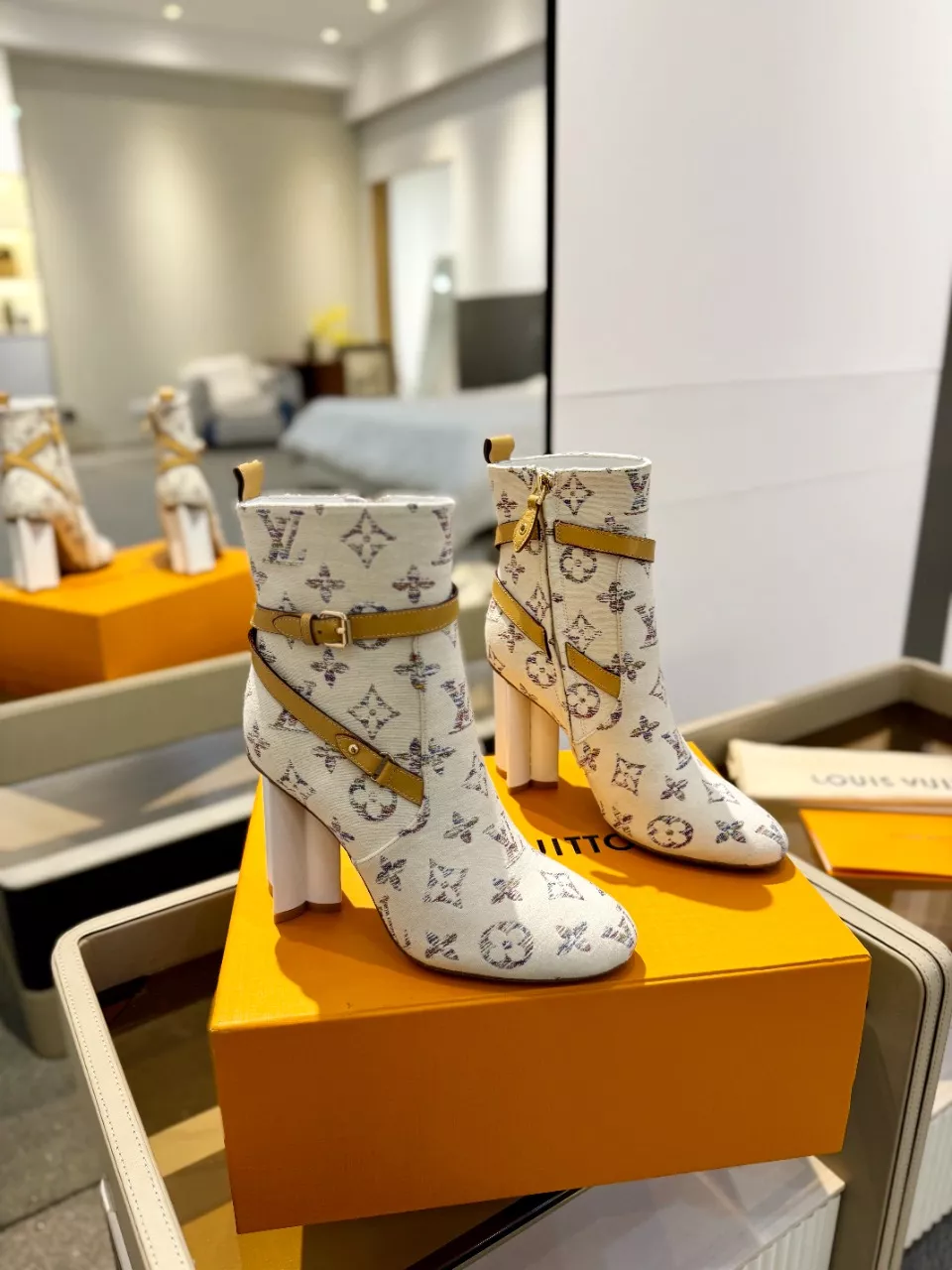 Louis Vuitton Boots For Women Sleek 4705