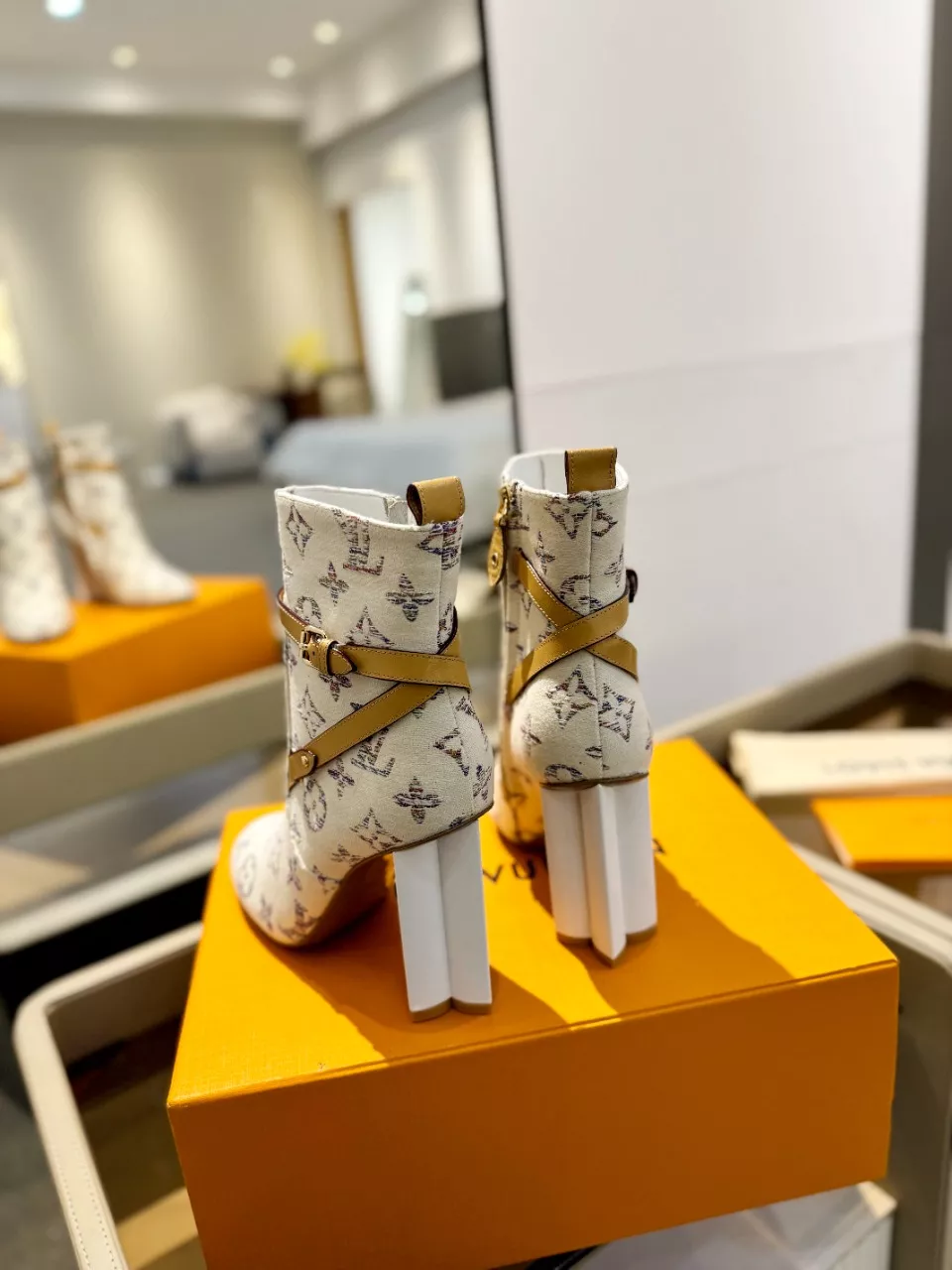 Louis Vuitton Boots For Women Sleek 4705