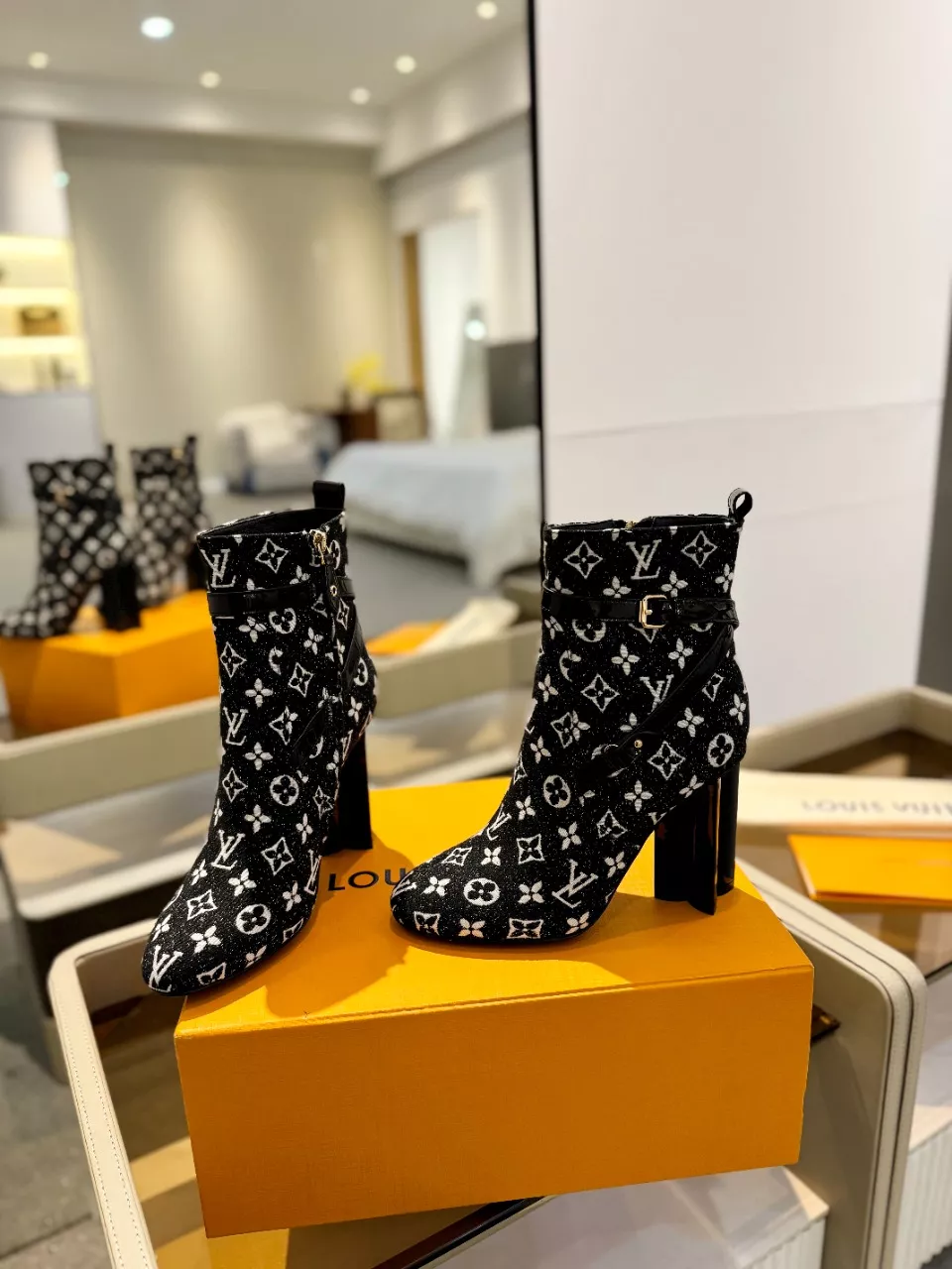 Louis Vuitton Boots For Women Trendsetting 9918