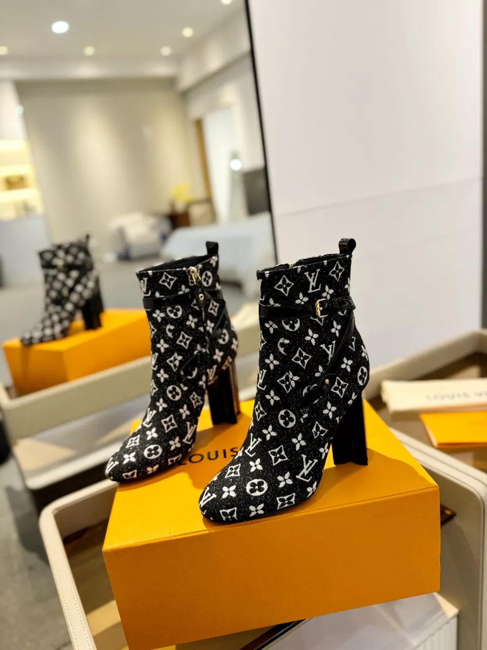 Louis Vuitton Boots For Women Trendsetting 9918