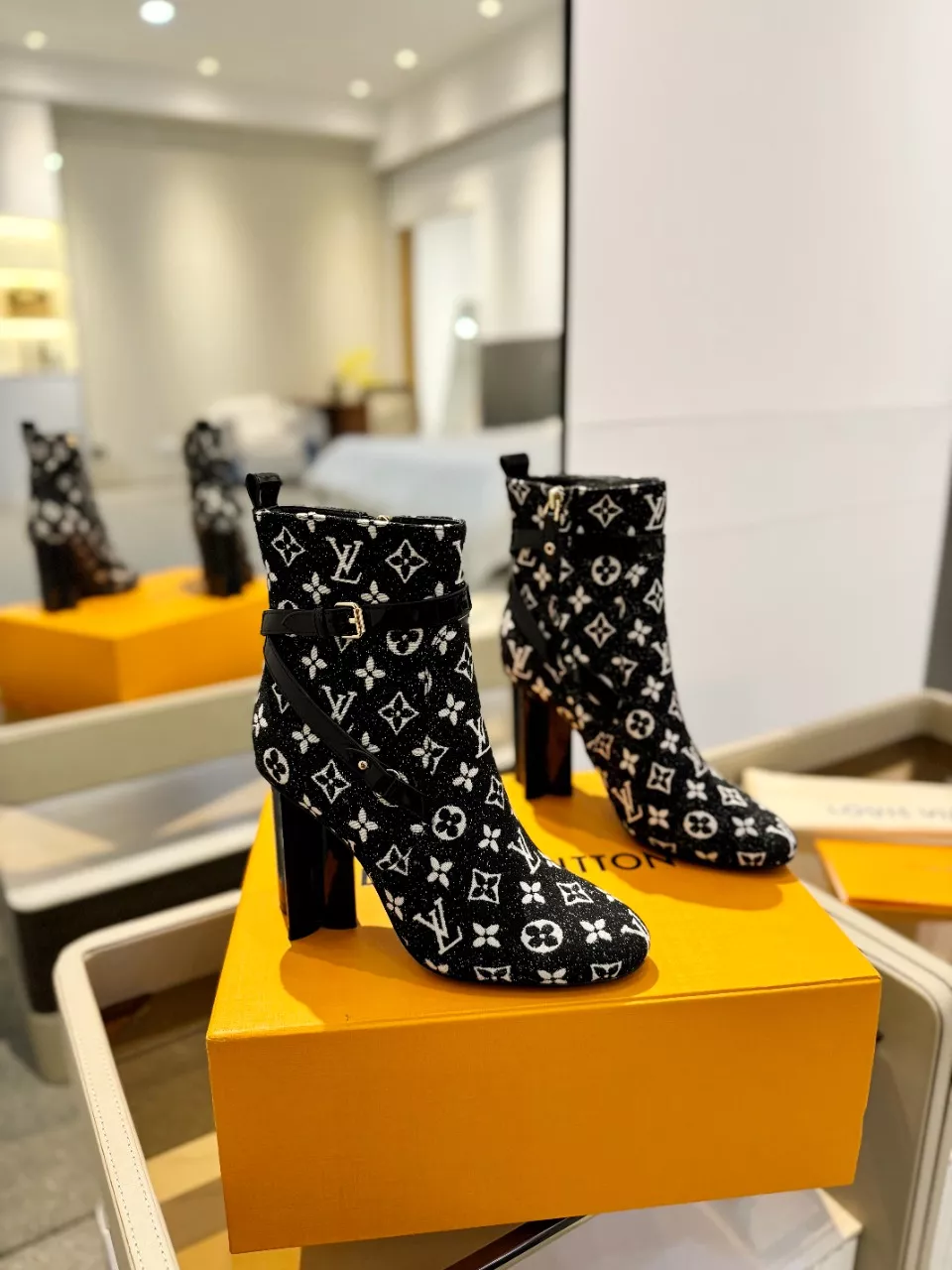 Louis Vuitton Boots For Women Trendsetting 9918