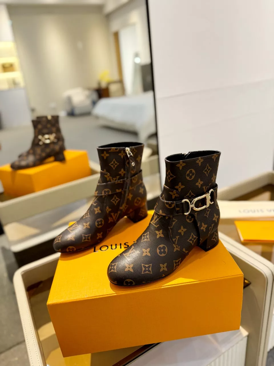Louis Vuitton Boots For Women UrbanStyle 4412
