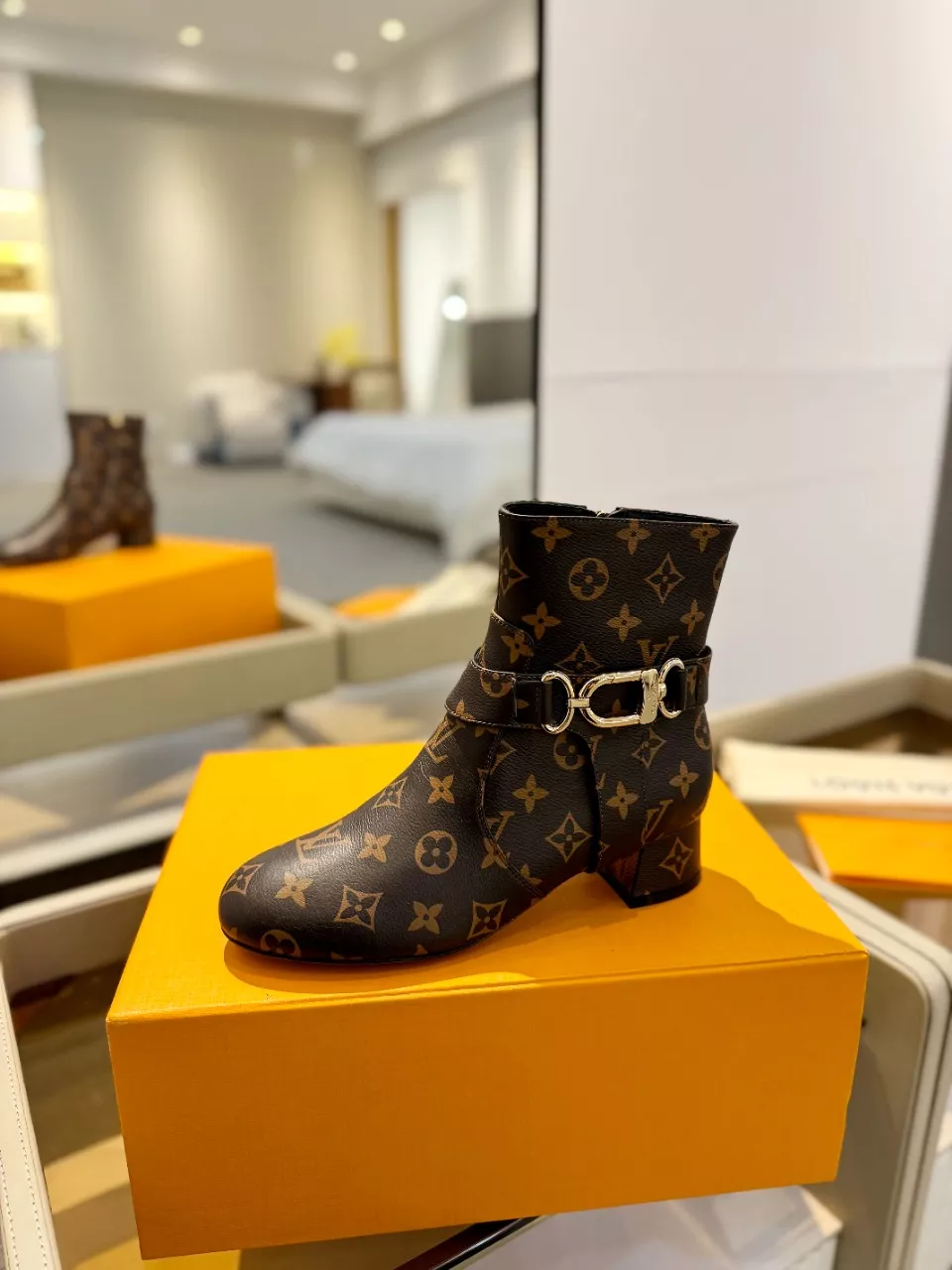 Louis Vuitton Boots For Women UrbanStyle 4412