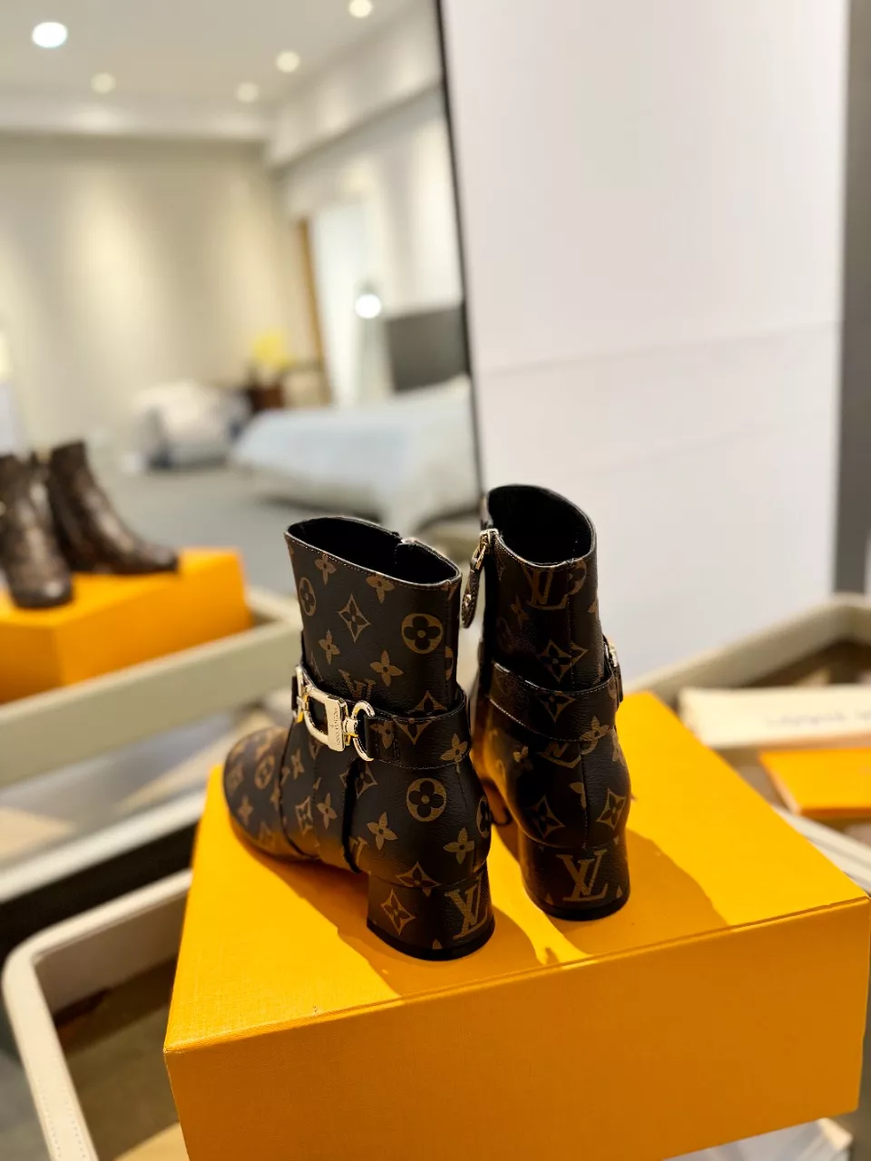 Louis Vuitton Boots For Women UrbanStyle 4412