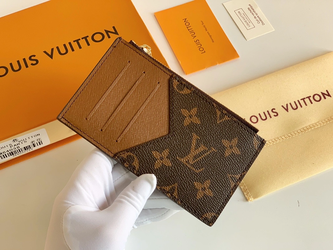 Louis Vuitton Card Case For Unisex AllSeason 9399