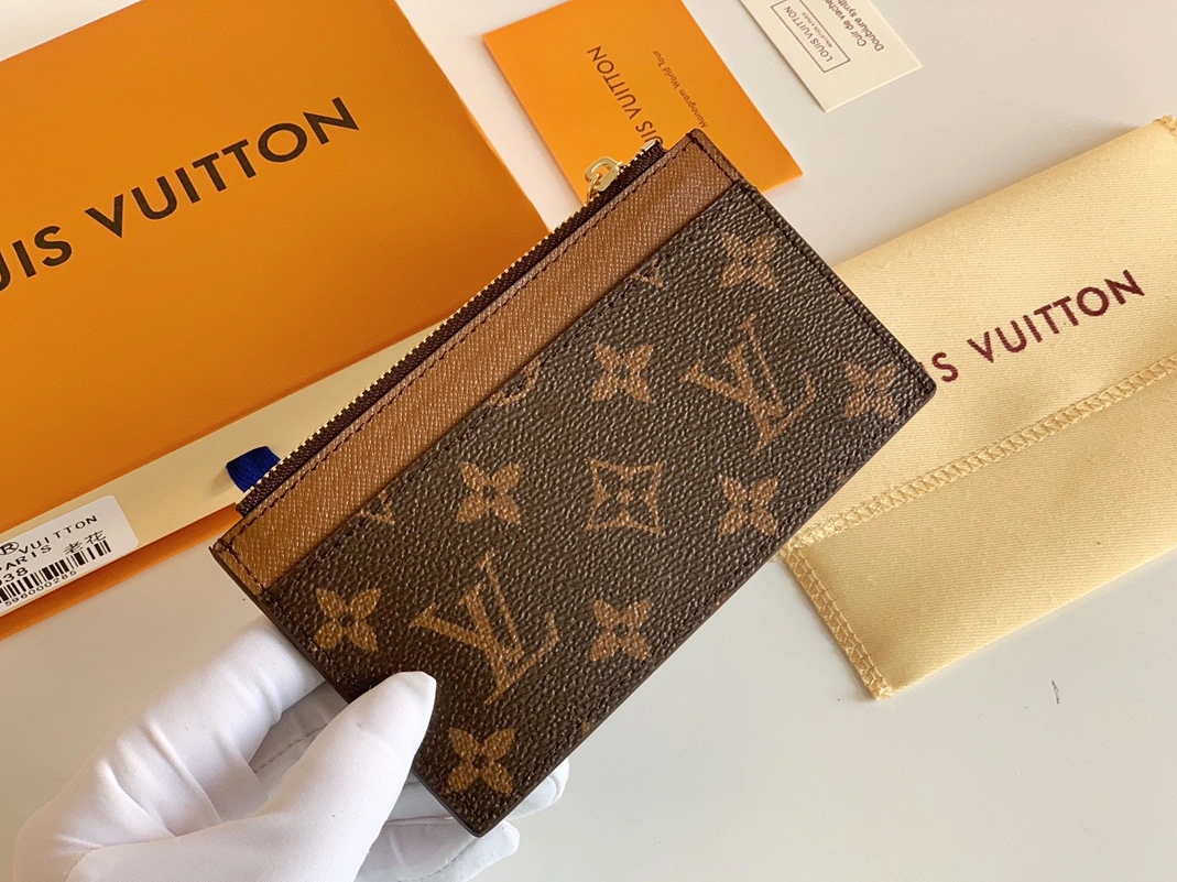 Louis Vuitton Card Case For Unisex AllSeason 9399