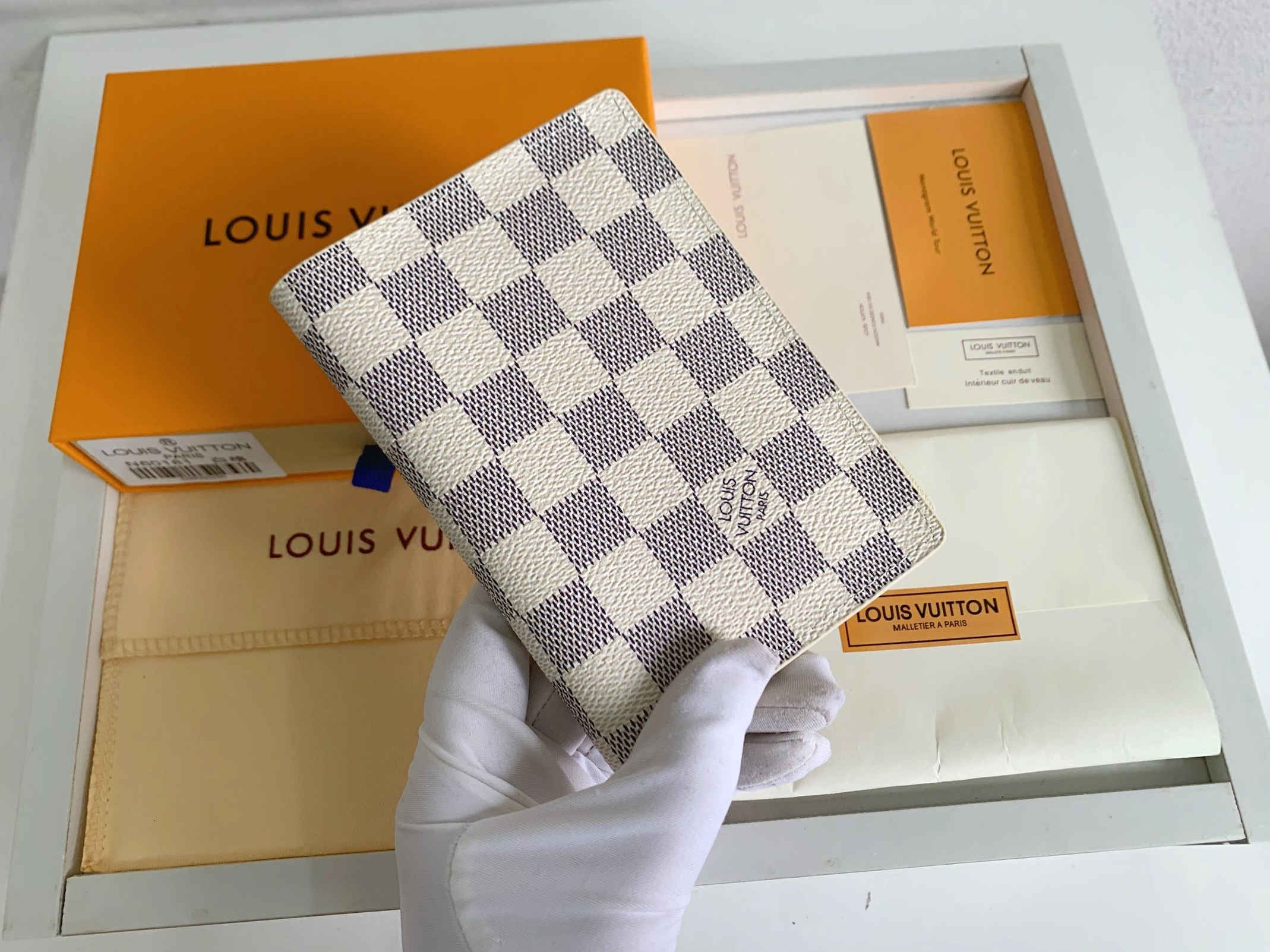 Louis Vuitton Card Case For Unisex Breathable 5943