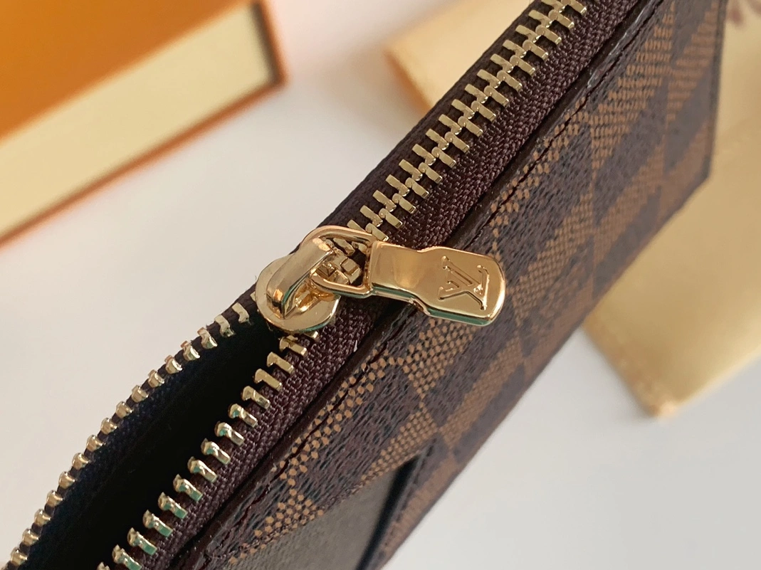 Louis Vuitton Card Case For Unisex Bright 7282