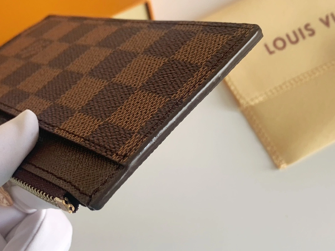 Louis Vuitton Card Case For Unisex Bright 7282