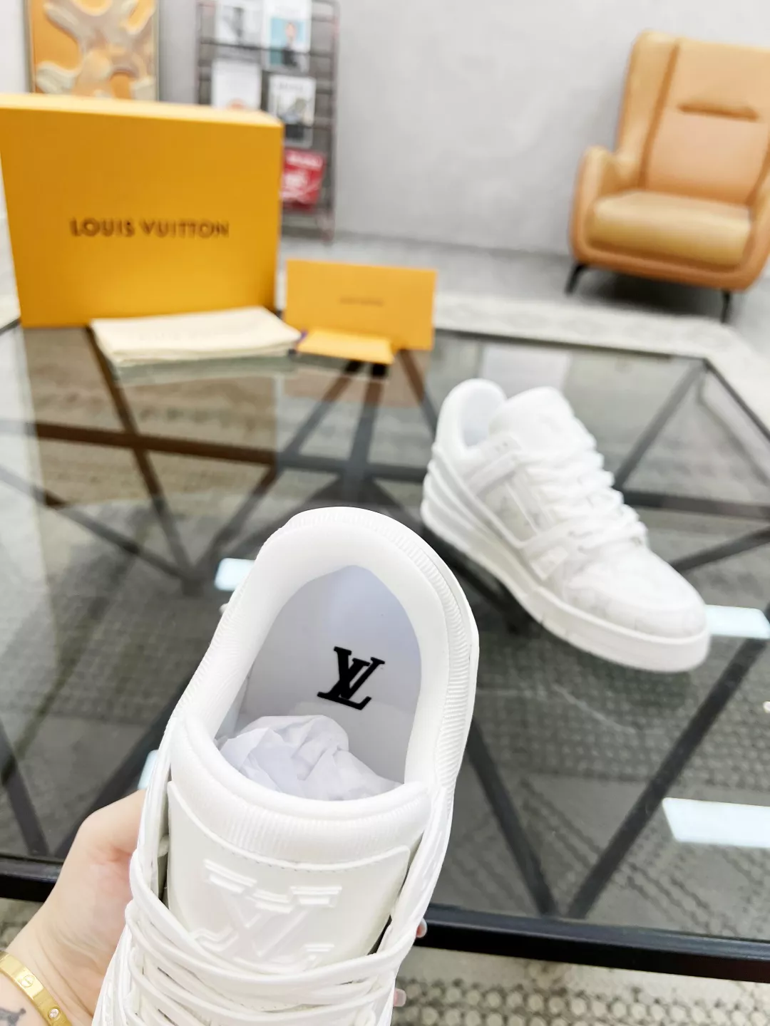 Louis Vuitton Casual Shoes For Men AllSeason 5614