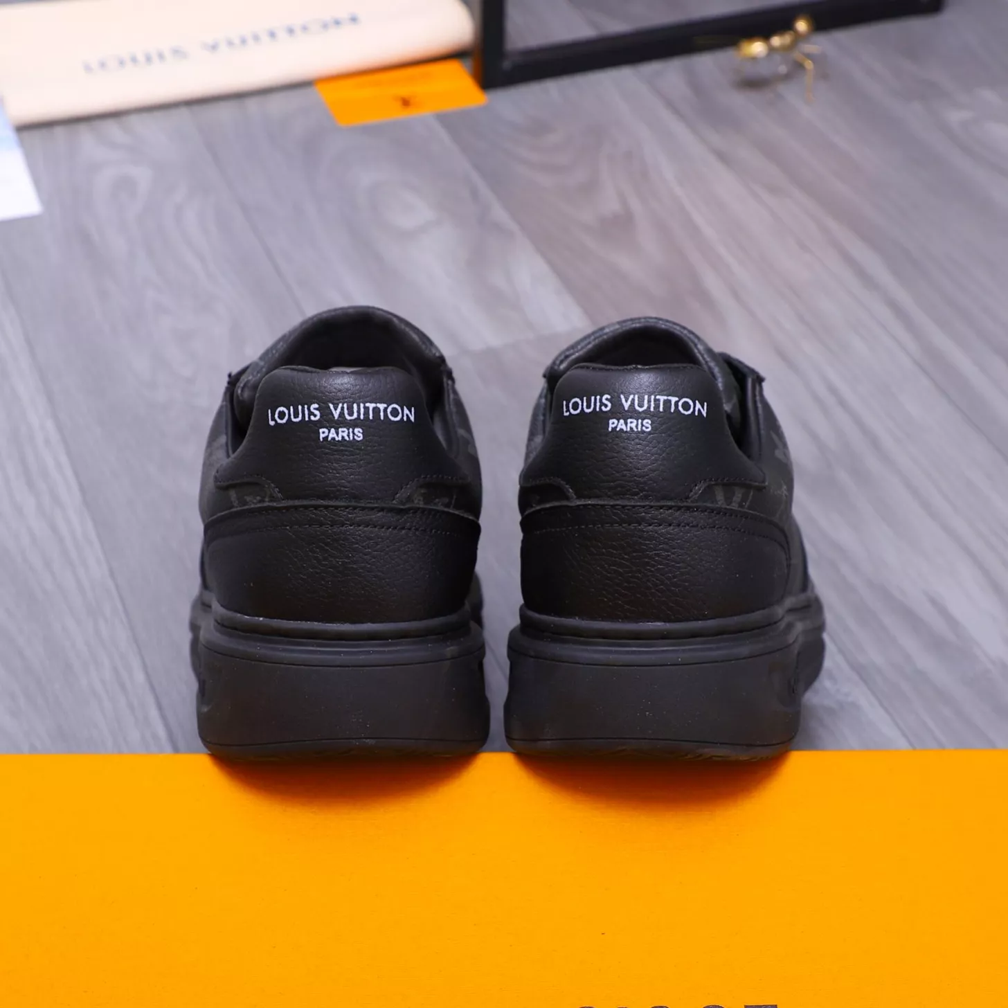 Louis Vuitton Casual Shoes For Men Bold 2341