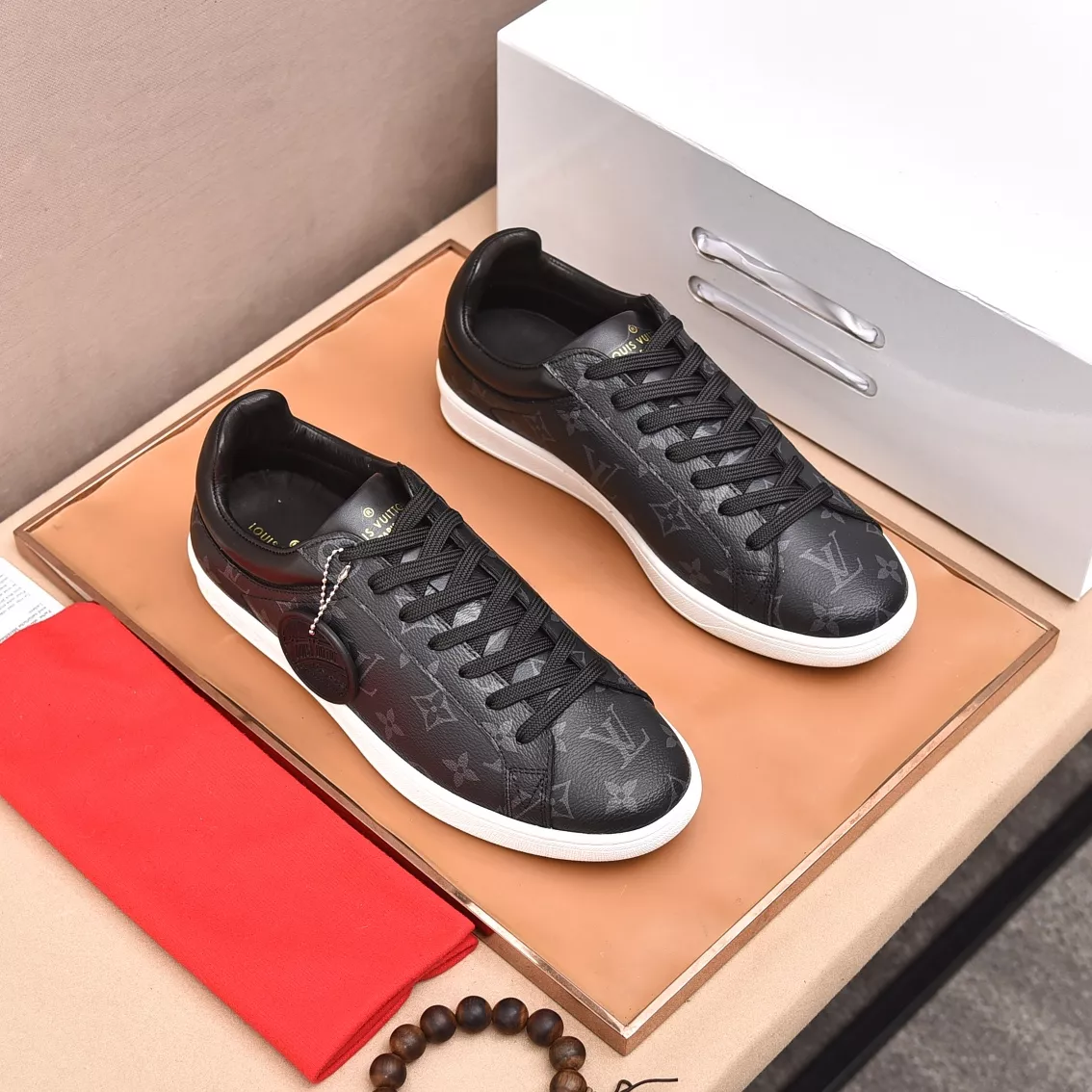 Louis Vuitton Casual Shoes For Men Bold 416