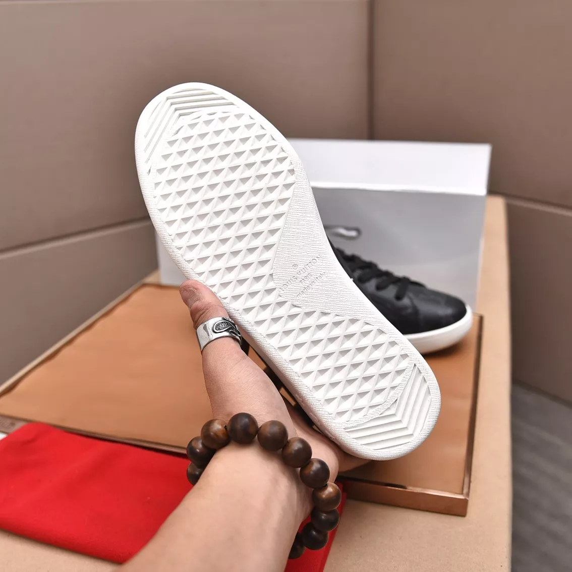 Louis Vuitton Casual Shoes For Men Bold 416