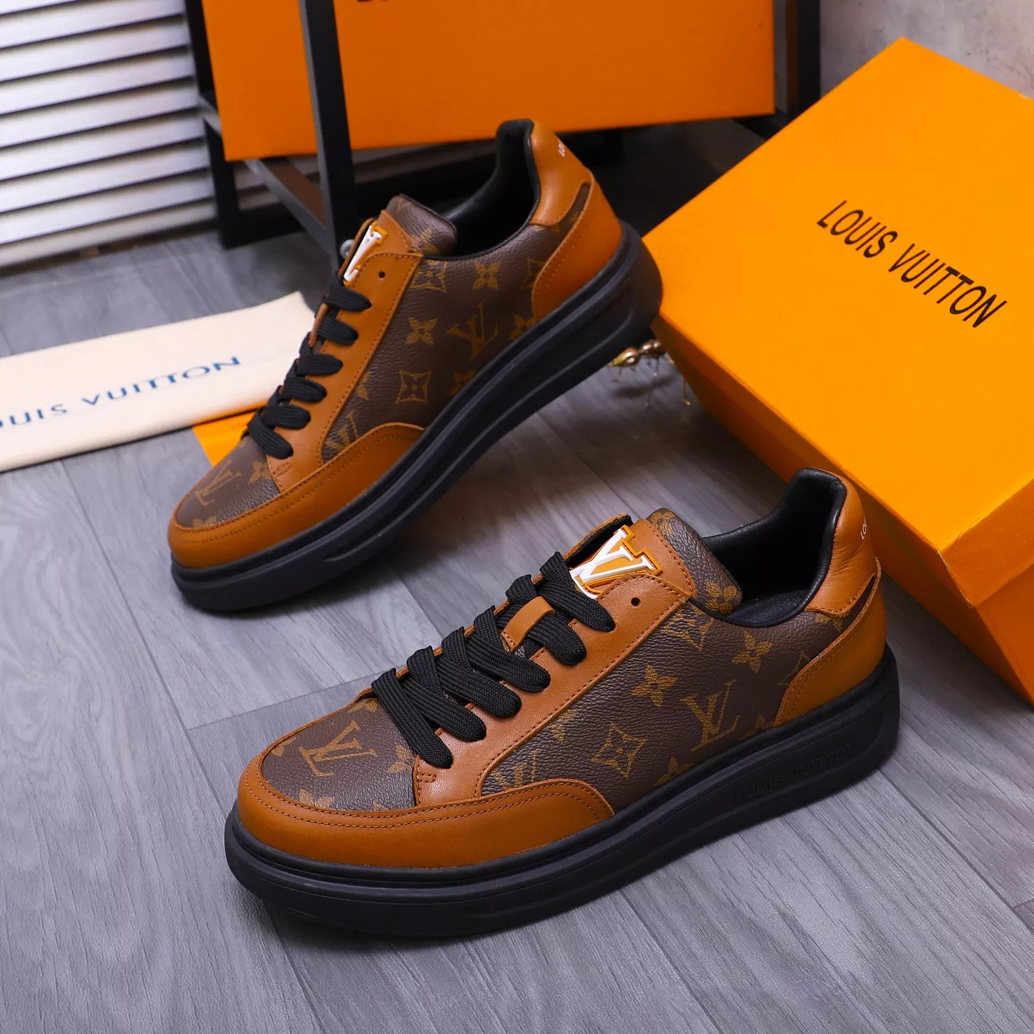 Louis Vuitton Casual Shoes For Men Breathable 8300