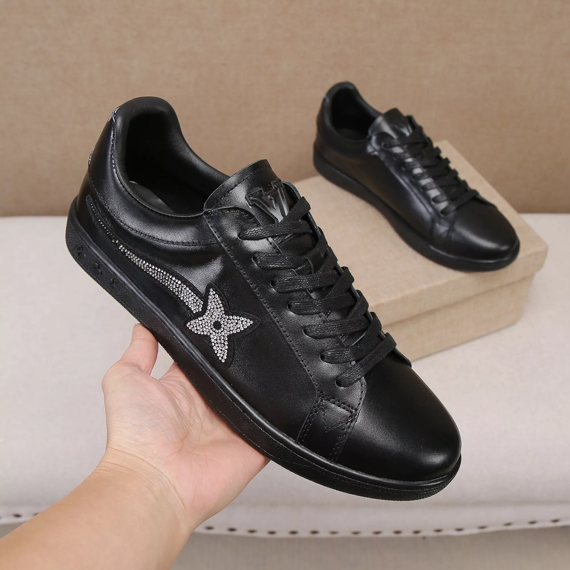Louis Vuitton Casual Shoes For Men Comfortable 3311